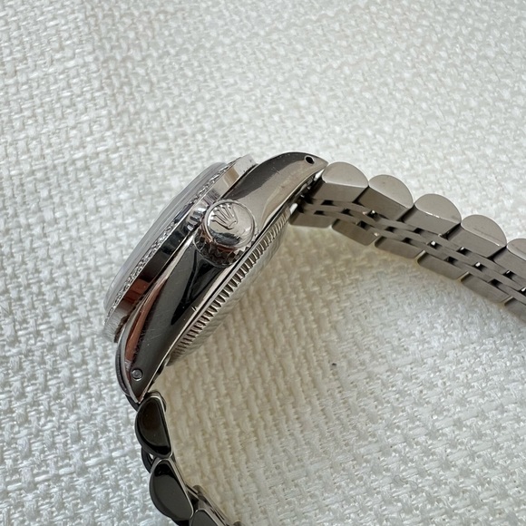 Rolex Oyster Datejust 26mm - Picture 7 of 14